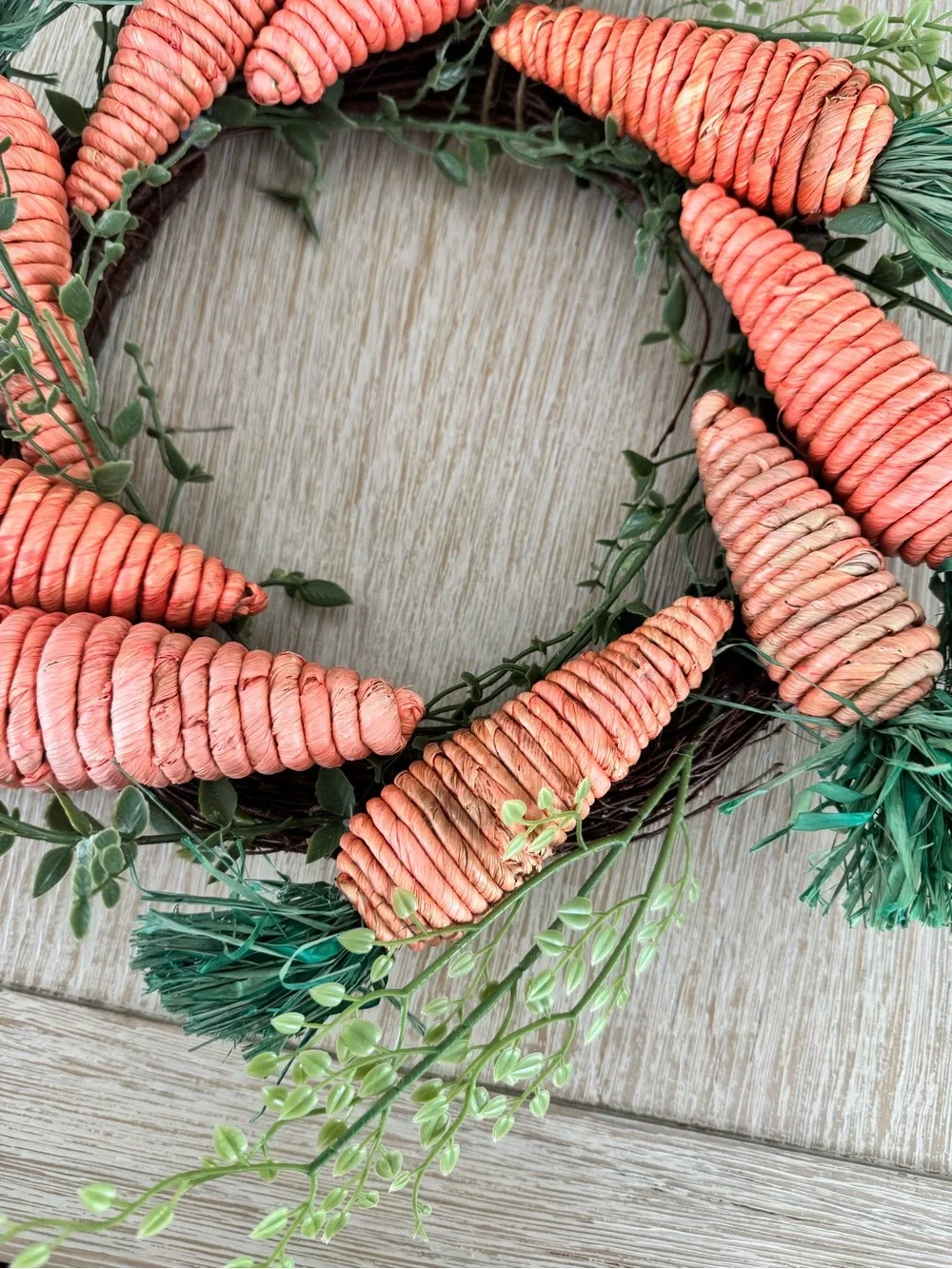 Opalhouse Decoartive Corn Husk Carrot Wreath